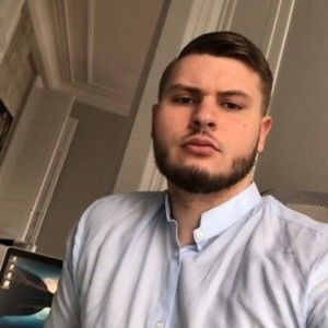 Meet your Posher, Adam